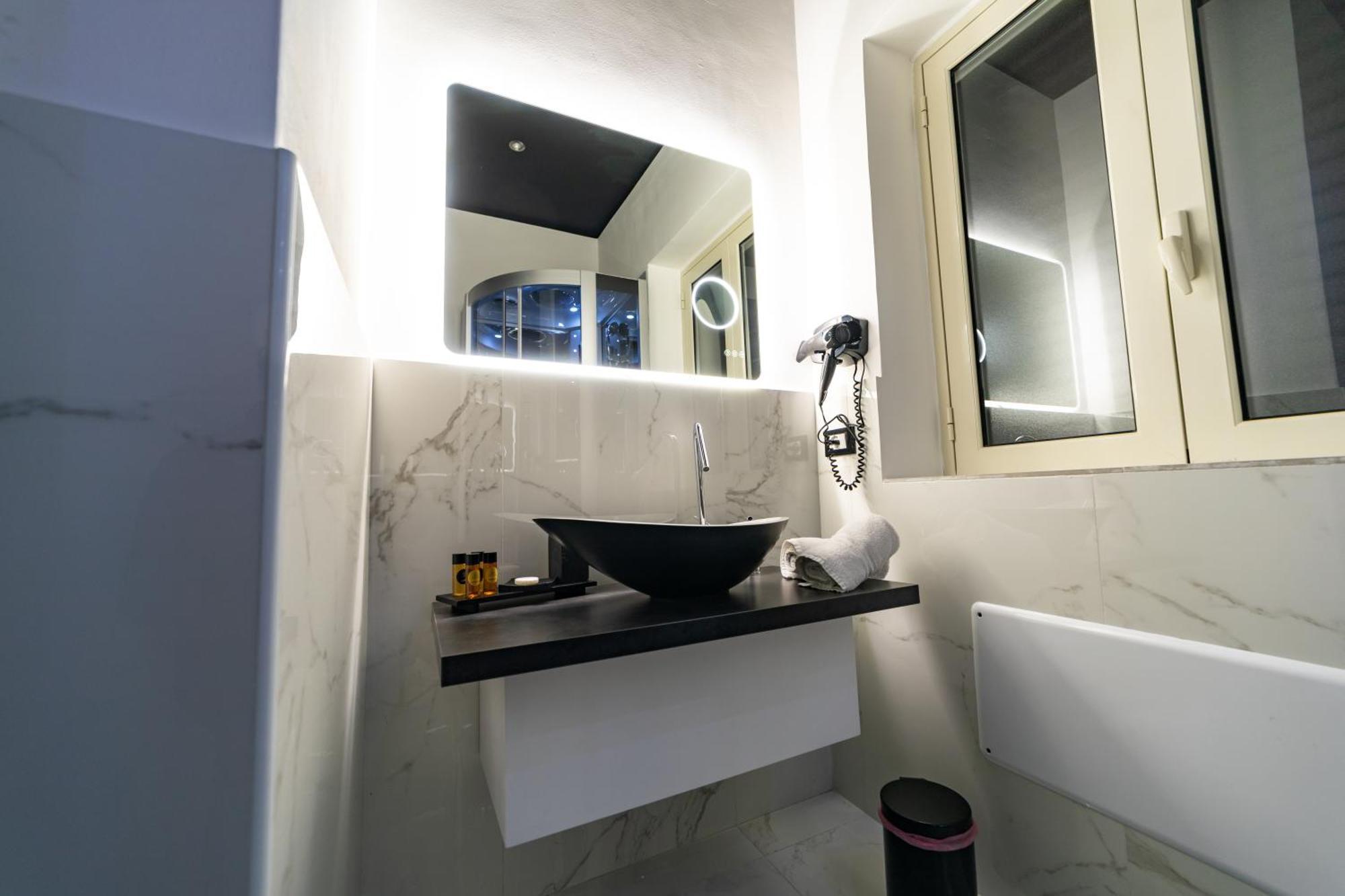 باليرمو Maximum Suite & Spa الغرفة الصورة